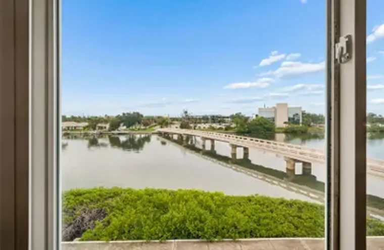 7465 BAY ISLAND DR 313, SOUTH PASADENA, ..., South Pasadena, FL 33707