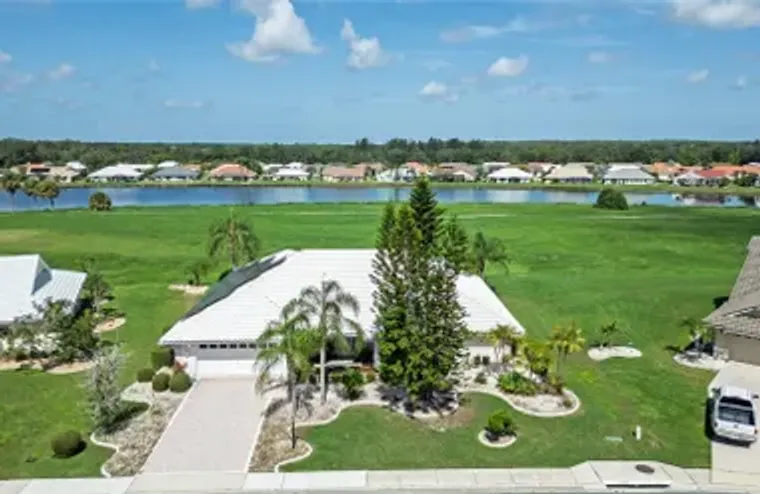 1936 WOLF LAUREL DR, SUN CITY CENTER, FL..., Sun City Center, FL 33573