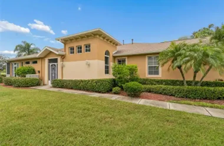 1105 JAMESON GREENS DR 1105, SUN CITY CE..., Sun City Center, FL 33573