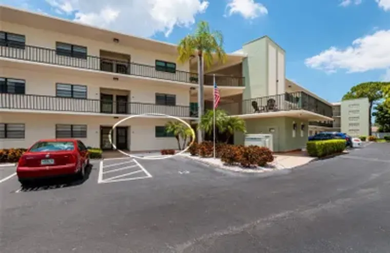 5980 TERRACE PARK DR 108, ST PETERSBURG,..., St Petersburg, FL 33709