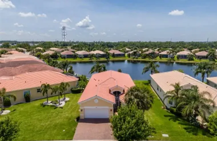 4821 GRAND BANKS DR, WIMAUMA, FL, 33598, Wimauma, FL 33598