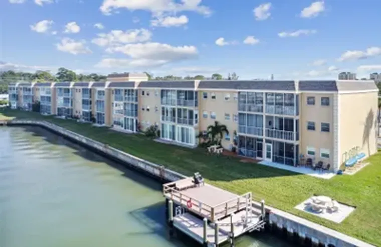 1 BOCA CIEGA POINT BLVD APT 310, ST PETE..., St Petersburg, FL 33708
