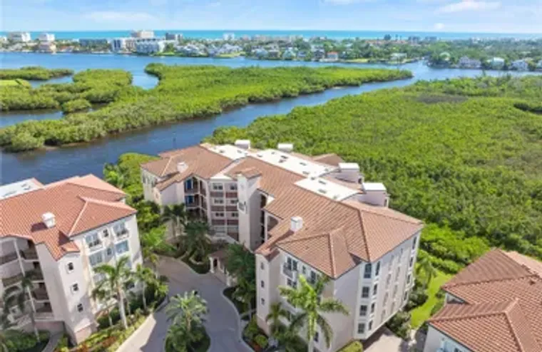 5430 EAGLES POINT CIR 202, SARASOTA, FL,..., Sarasota, FL 34231