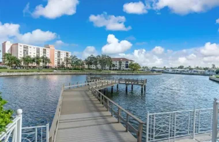 19029 US HIGHWAY 19 N APT 26-304, CLEARW..., Clearwater, FL 33764