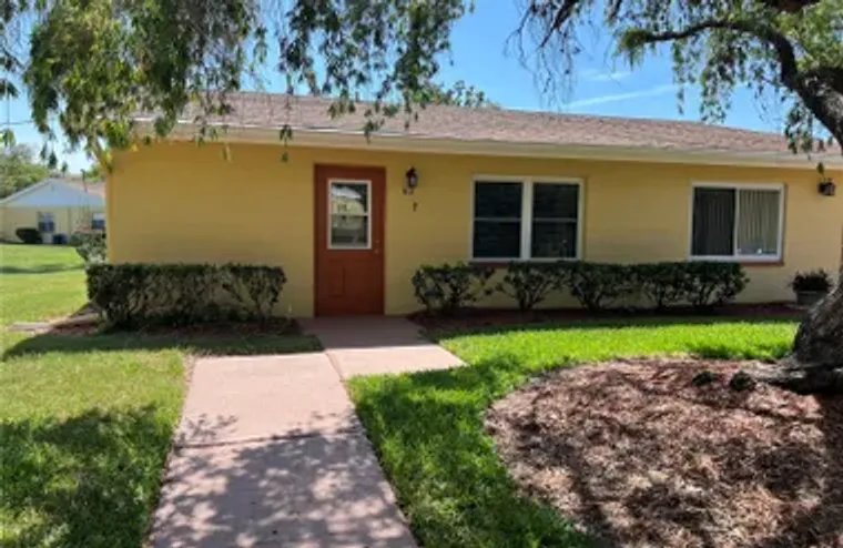 401 DORCHESTER PL APT 62, SUN CITY CENTE..., Sun City Center, FL 33573