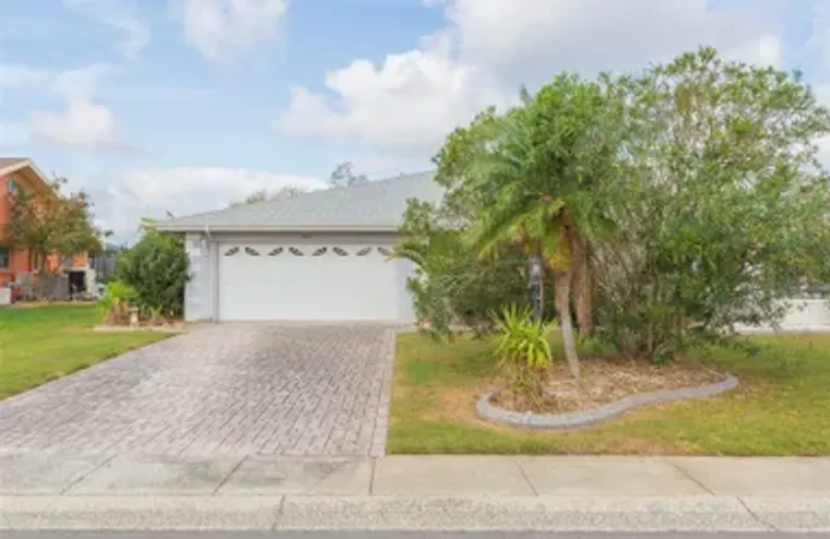 1816 N PEBBLE BEACH BLVD, SUN CITY CENTE..., Sun City Center, FL 33573