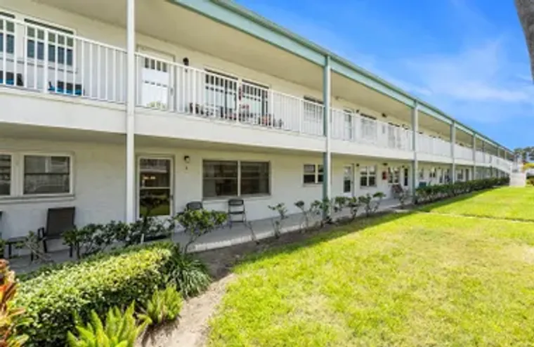 5216 81ST ST N APT 2, ST PETERSBURG, FL,..., St Petersburg, FL 33709