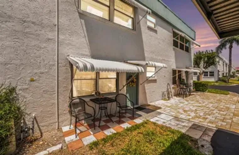 5216 81ST ST N APT 2, ST PETERSBURG, FL,..., St Petersburg, FL 33709