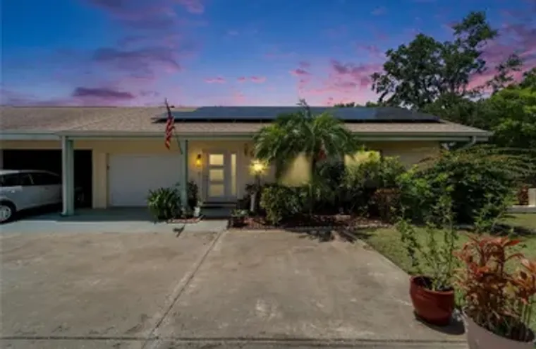 1349 NEW BEDFORD DR # 6, SUN CITY CENTER..., Sun City Center, FL 33573