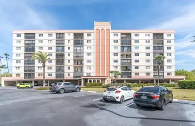 19029 US HIGHWAY 19 N APT 9-404, CLEARWA..., Clearwater, FL 33764