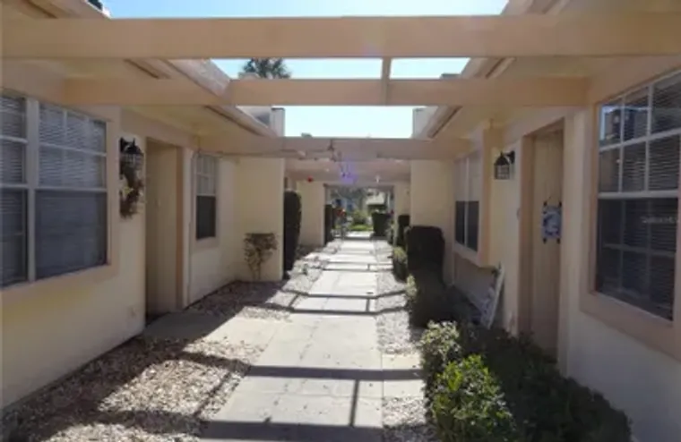 11135 CARRIAGE HILL DR APT 3, PORT RICHE..., Port Richey, FL 34668