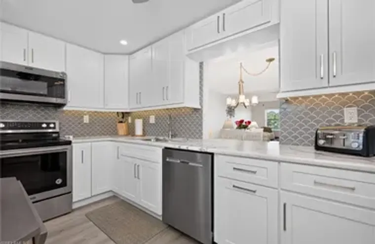 1740 PINE VALLEY DR 203, FORT MYERS, FL,..., Fort Myers, FL 33907