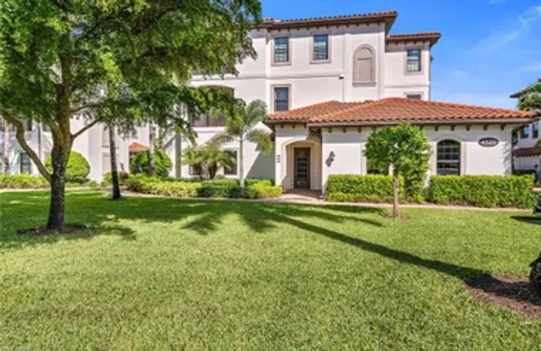4520 COLONY VILLAS DR UNIT 2102, BONITA ..., Bonita Springs, FL 34134
