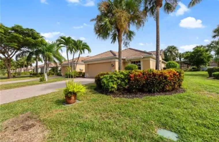 10097 COLONIAL COUNTRY CLUB BLVD, FORT M..., Fort Myers, FL 33913
