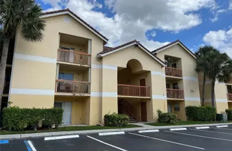 7680 WESTWOOD DR APT 803, TAMARAC, FL, 3..., Tamarac, FL 33321