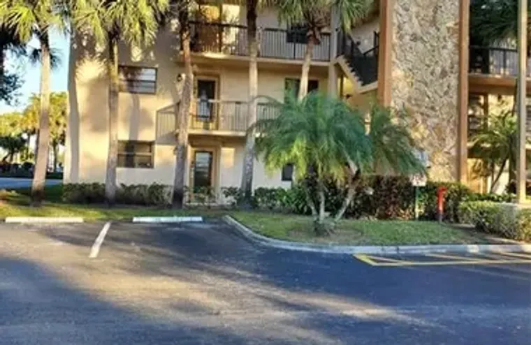 4965 E SABAL PALM BLVD 201, TAMARAC, FL,..., Tamarac, FL 33319