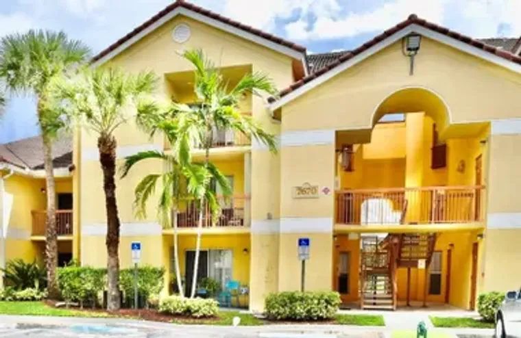 7670 WESTWOOD DR APT 718, TAMARAC, FL, 3..., Tamarac, FL 33321