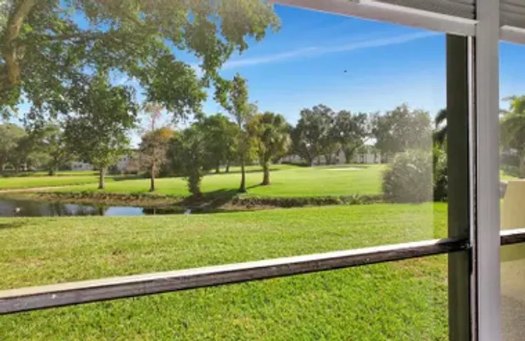 700 S HOLLYBROOK DR APT 104, PEMBROKE PI..., Pembroke Pines, FL 33025