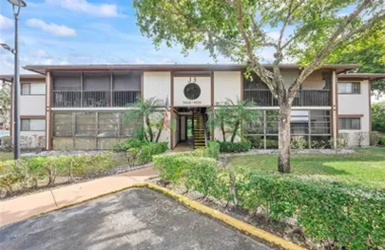 9424 S BELFORT CIR 110, TAMARAC, FL, 333..., Tamarac, FL 33321