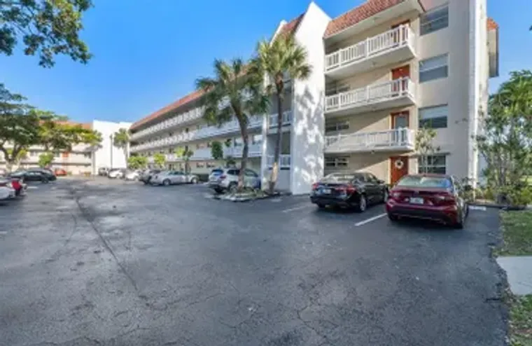 3551 INVERRARY DR 404, LAUDERHILL, FL, 3..., Lauderhill, FL 33319