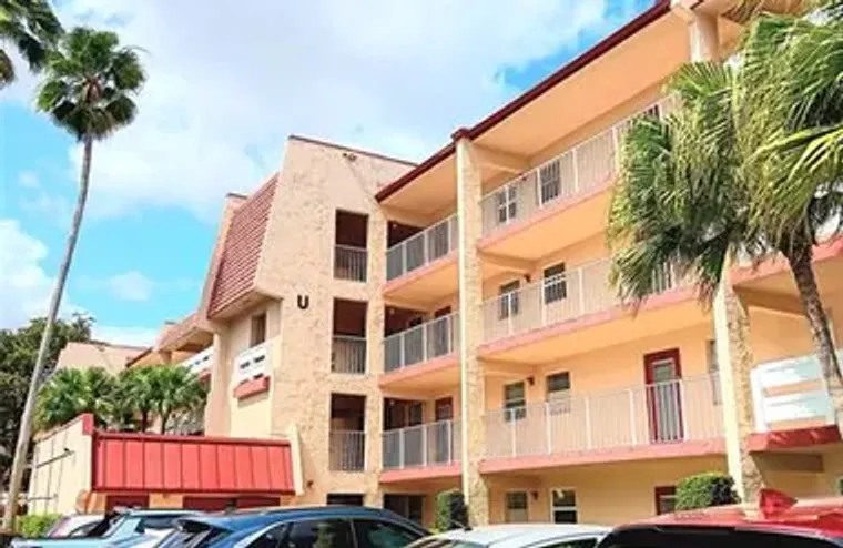 1055 COUNTRY CLUB DR 301, MARGATE, FL, 3..., Margate, FL 33063