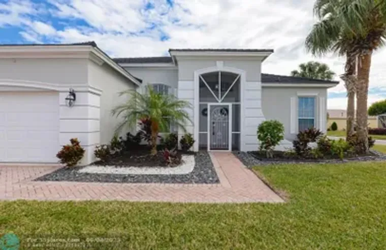 293 SW LAKE FOREST WAY, PORT SAINT LUCIE..., Port Saint Lucie, FL 34986