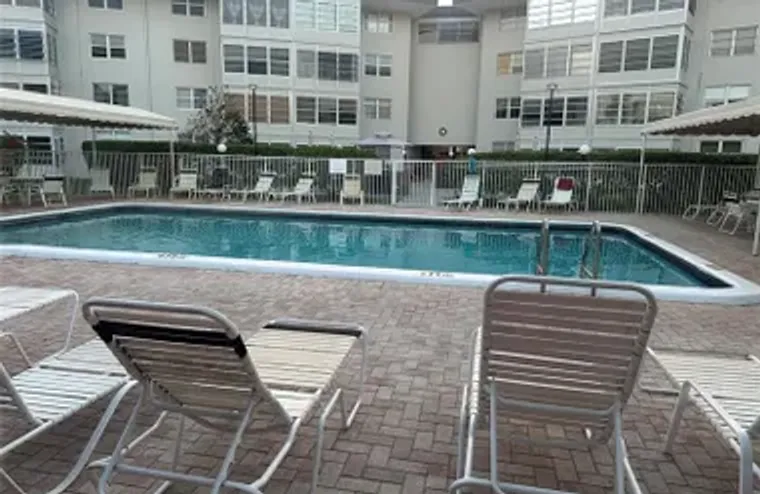 3090 NW 46TH AVE APT 212C, LAUDERDALE LA..., Lauderdale Lakes, FL 33313
