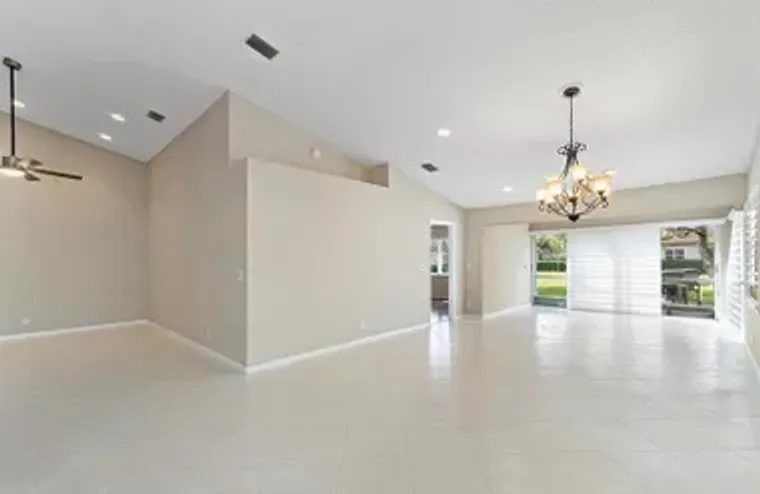 7742 CORAL LAKE DR # 1, DELRAY BEACH, FL..., Delray Beach, FL 33446