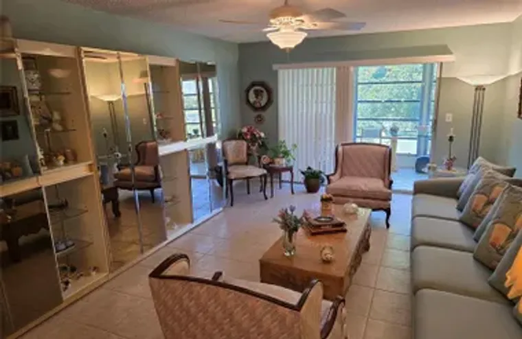 2803 VICTORIA WAY L3, COCONUT CREEK, FL,..., Coconut Creek, FL 33066