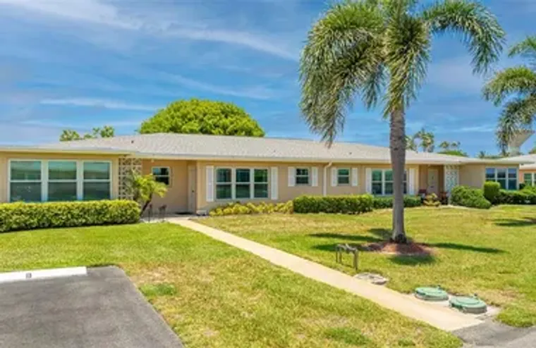 155 HIGH POINT BLVD B, BOYNTON BEACH, FL..., Boynton Beach, FL 33435