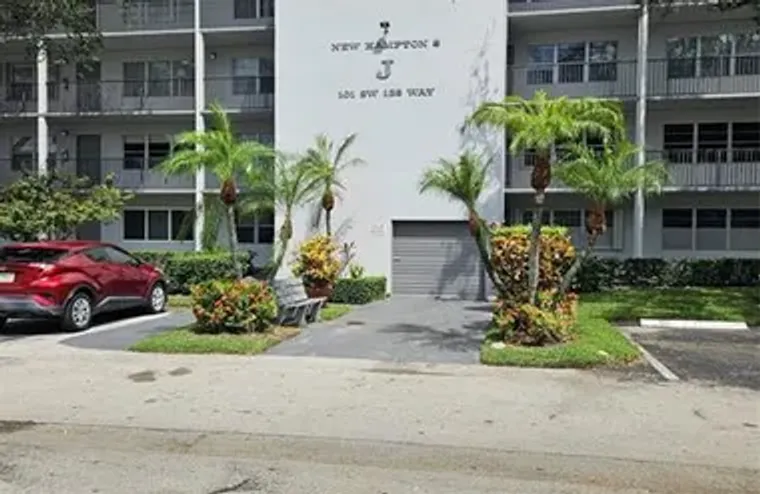 101 SW 132ND WAY APT 218, PEMBROKE PINES..., Pembroke Pines, FL 33027
