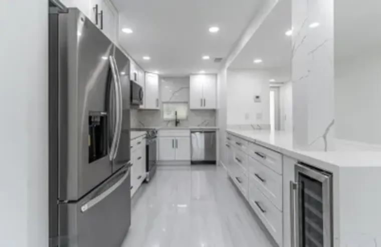 9811 N HOLLYBROOK LAKE DR 308, PEMBROKE ..., Pembroke Pines, FL 33025