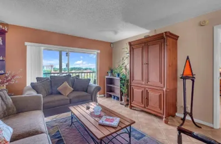 5860 NW 44TH ST 804, LAUDERHILL, FL, 333..., Lauderhill, FL 33319