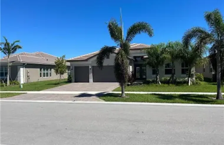 11965 SW SANDY BAY CIR, PORT ST LUCIE, F..., Port St Lucie, FL 34987