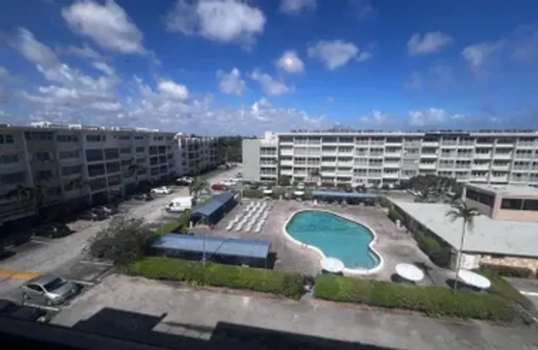 329 SE 3RD ST 502T, HALLANDALE BEACH, FL..., Hallandale Beach, FL 33009