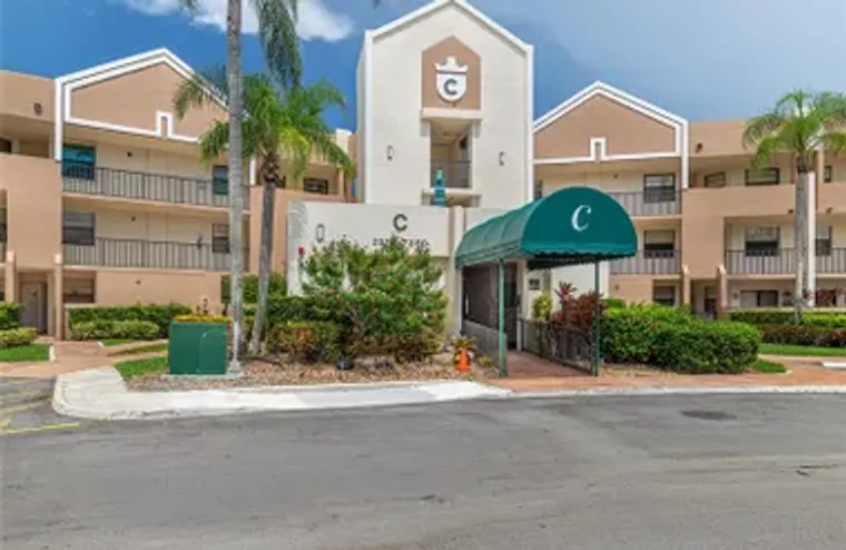 7312 FAIRFAX DR 102, TAMARAC, FL, 33321, Tamarac, FL 33321