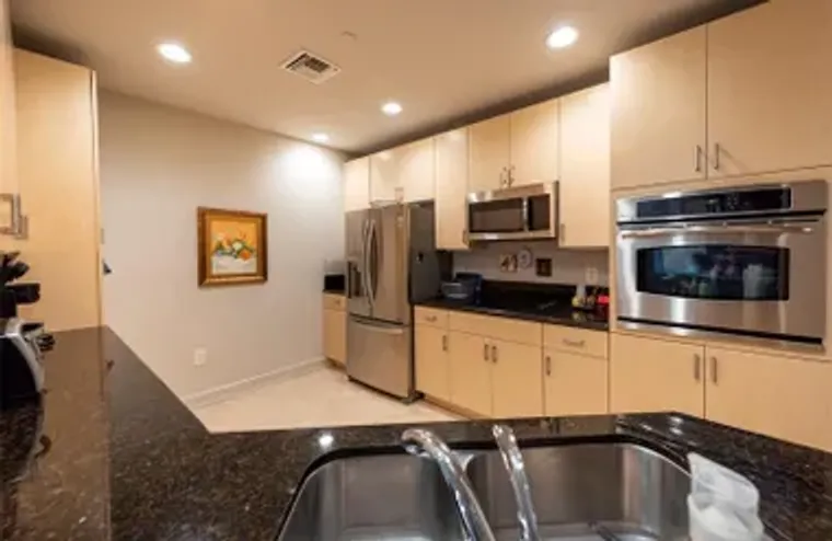 16102 EMERALD ESTATES DR 207, WESTON, FL..., Weston, FL 33331