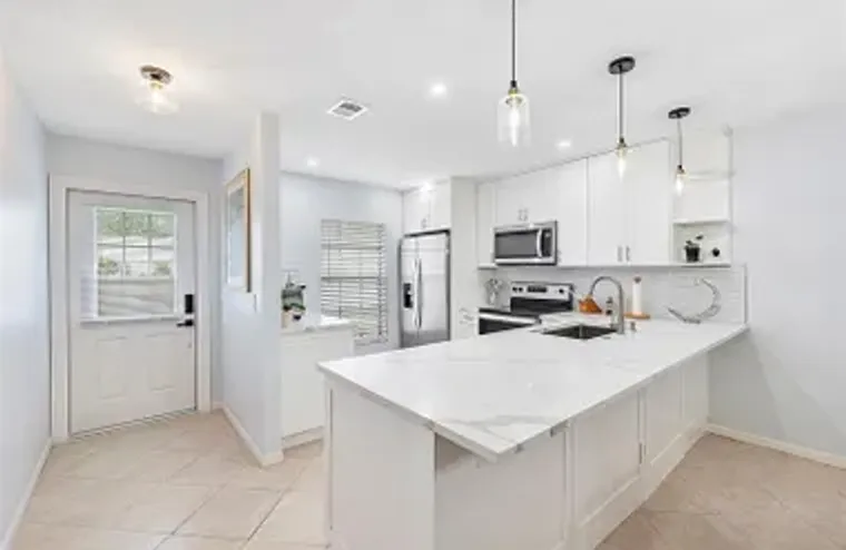 393 BENNINGTON LN # 393, LAKE WORTH, FL,..., Lake Worth, FL 33467