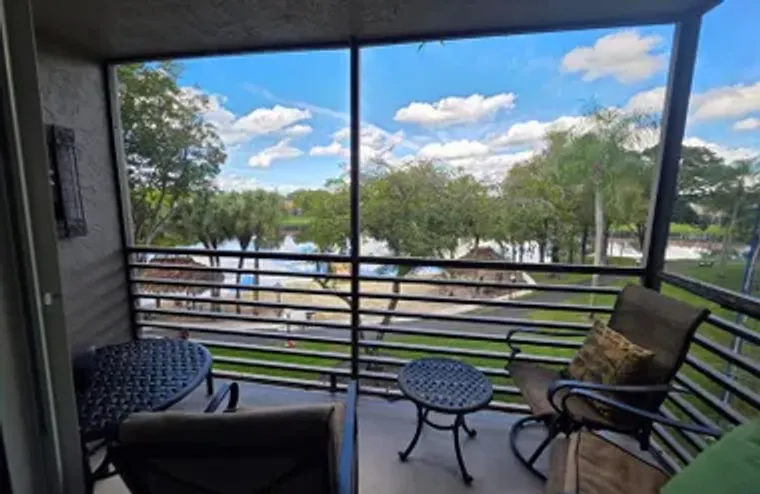 1101 COLONY POINT CIR 304, PEMBROKE PINE..., Pembroke Pines, FL 33026