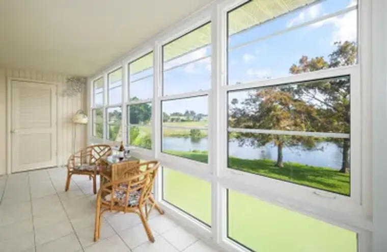 40 VISTA GARDENS TRL APT 201, VERO BEACH..., Vero Beach, FL 32962
