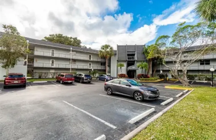 9351 LIME BAY BLVD 207, TAMARAC, FL, 333..., Tamarac, FL 33321