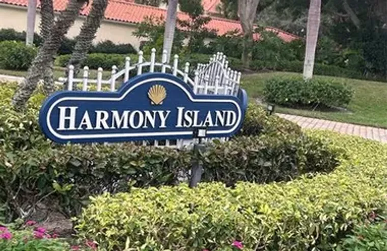 5040 HARMONY CIR APT 108, VERO BEACH, FL..., Vero Beach, FL 32967