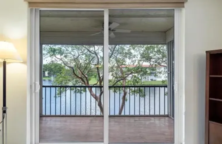 8971 S HOLLYBROOK BLVD APT 209, PEMBROKE..., Pembroke Pines, FL 33025