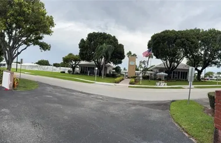 2851 E GOLF BLVD 107, POMPANO BEACH, FL,..., Pompano Beach, FL 33064