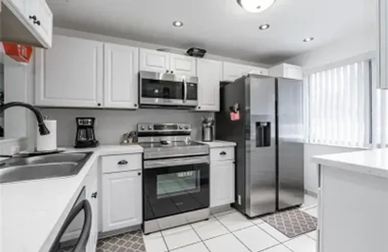 3601 INVERRARY DR APT 107, LAUDERHILL, F..., Lauderhill, FL 33319