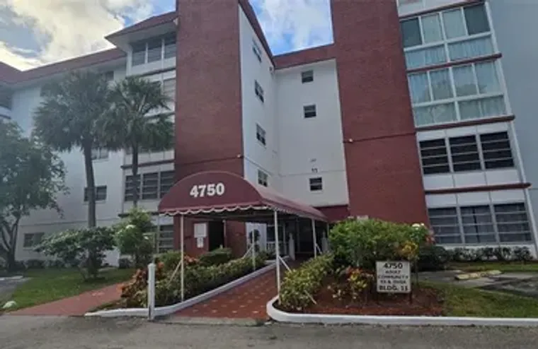 4750 NW 22ND CT 209, LAUDERHILL, FL, 333..., Lauderhill, FL 33313