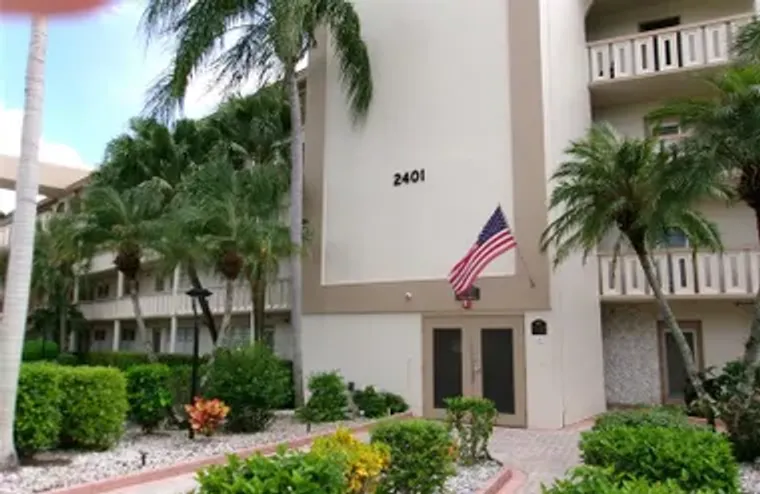 2401 ANTIGUA CIR J1, COCONUT CREEK, FL, ..., Coconut Creek, FL 33066