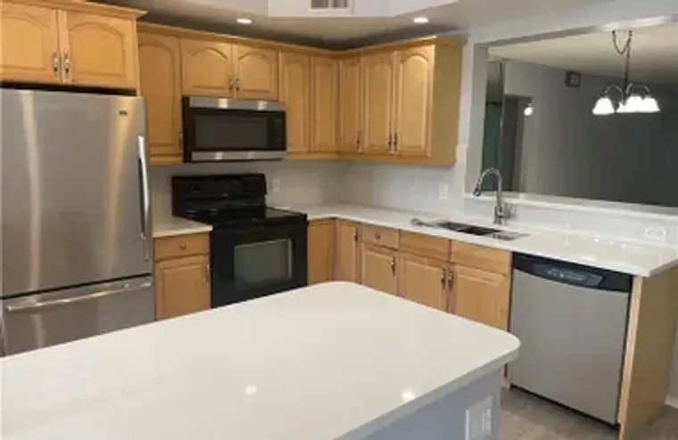 2404 ANTIGUA CIR M2, COCONUT CREEK, FL, ..., Coconut Creek, FL 33066