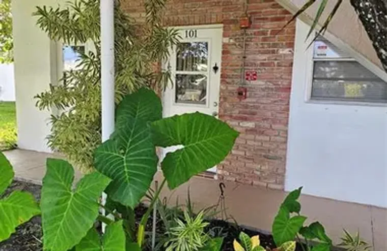 2851 E GOLF BLVD APT 101, POMPANO BEACH,..., Pompano Beach, FL 33064