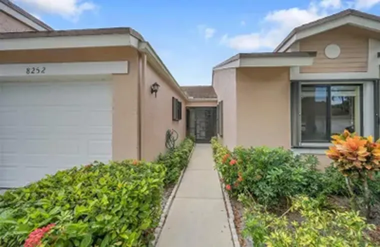 8252 SPRINGLAKE DR # 8252, BOCA RATON, F..., Boca Raton, FL 33496